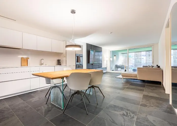 Luxus Mit Garten شقة